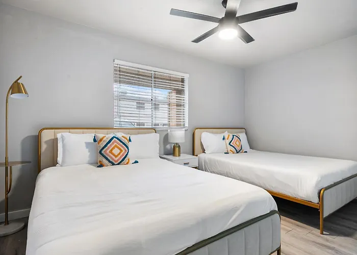 Apartment Modern 2b1b Retreat In Old Town *